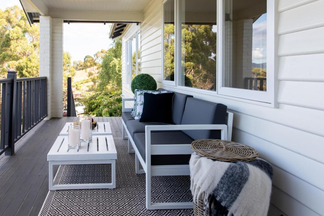 Woodland Bay Retreat-Hot Tub,Sauna And Bayview Hamptons Retreat Lymington Екстер'єр фото
