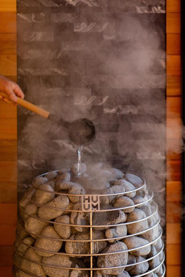 Woodland Bay Retreat-Hot Tub,Sauna And Bayview Hamptons Retreat Lymington Екстер'єр фото